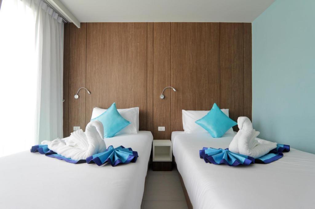 Elegancy Sansabai Hotel Patong Luaran gambar